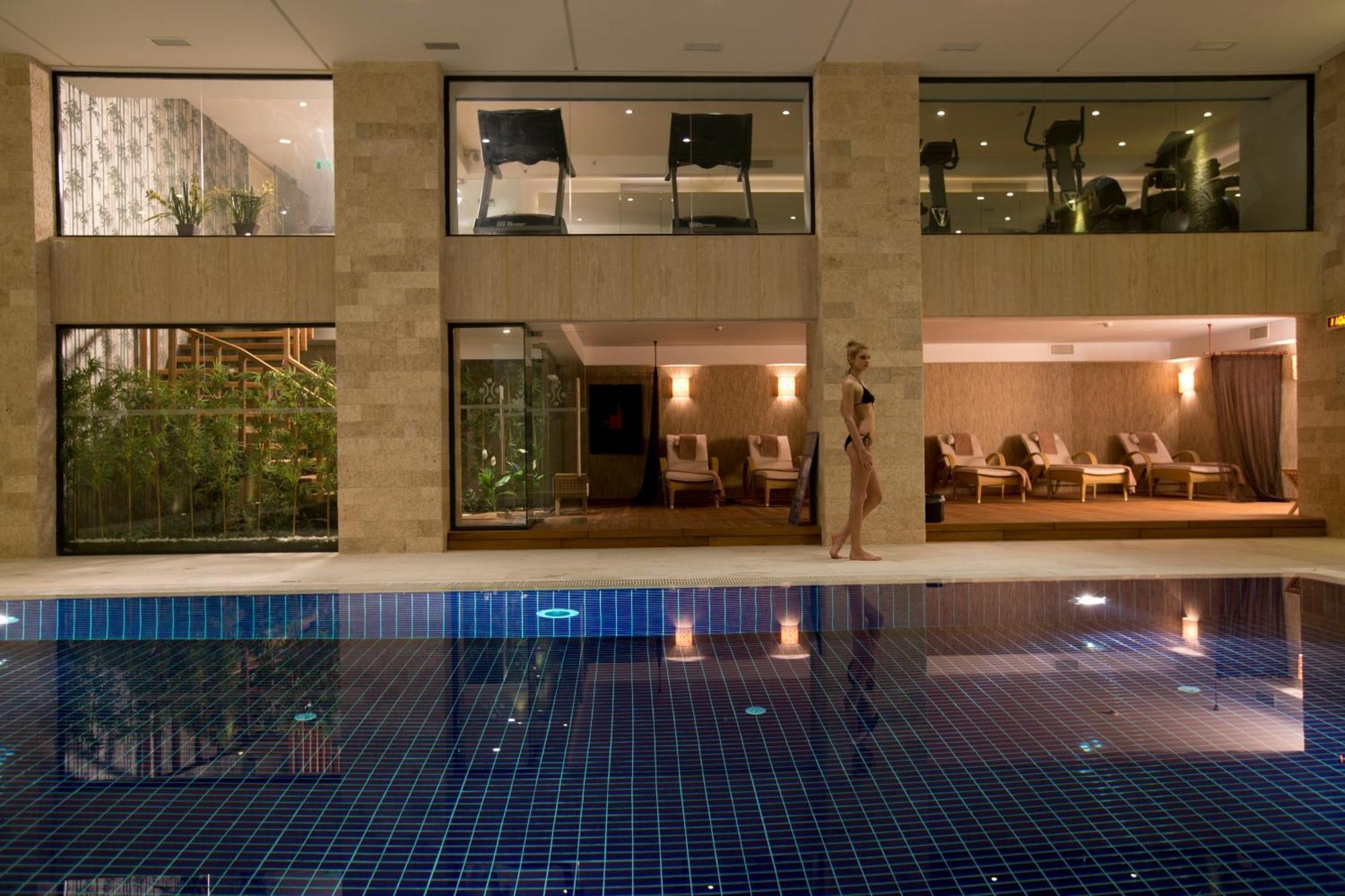 Miracle Istanbul Asia Airport Hotel & Spa Zewnętrze zdjęcie The pool at the Mandarin Oriental, Bangkok