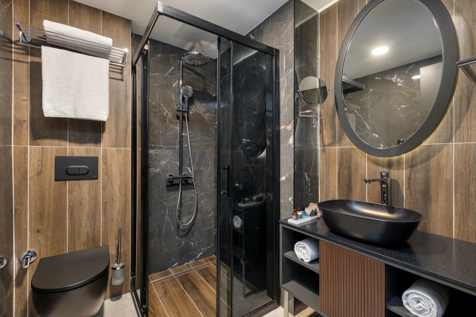 Miracle Istanbul Asia Airport Hotel & Spa Zewnętrze zdjęcie Bathroom